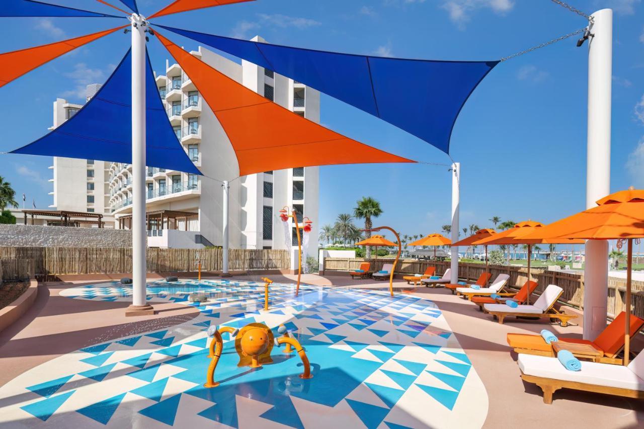 Ja The Resort - Ja Beach Hotel, Dubai Exterior photo The beach club at the Hilton San Diego Bayfront