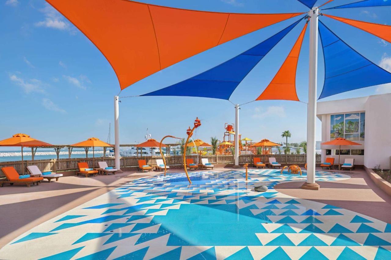 Ja The Resort - Ja Beach Hotel, Dubai Exterior photo The pool at the Hilton San Diego Bayfront